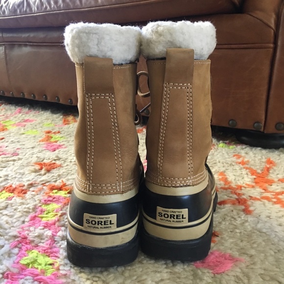 Sorel Caribou tan size 6 - Picture 3 of 7